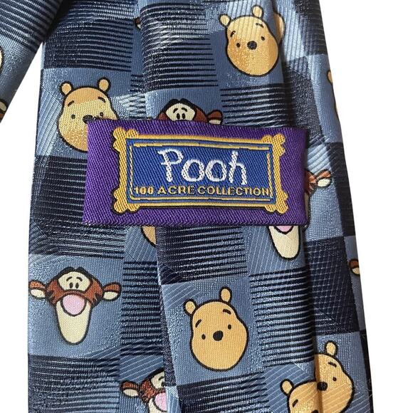 Vintage 1990s Winnie the Pooh Tie | Disney 100 Acre Collection, Navy Blue Silk - Picture 4 of 4